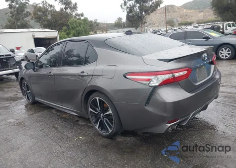 2018 Toyota Camry Xse из США, поврежденный, VIN 4T1B61HK5JU066682